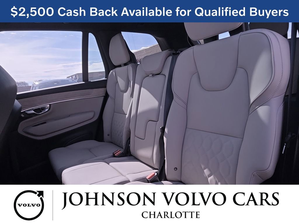 New 2026 Volvo XC90 B6 Plus w/ Protection Package Premier image 16