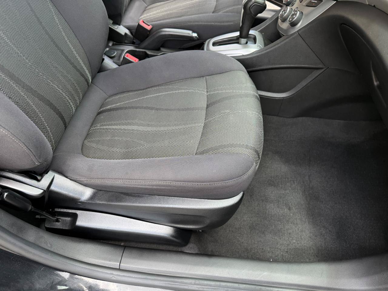 Used 2020 Chevrolet Sonic LT FWD image 14