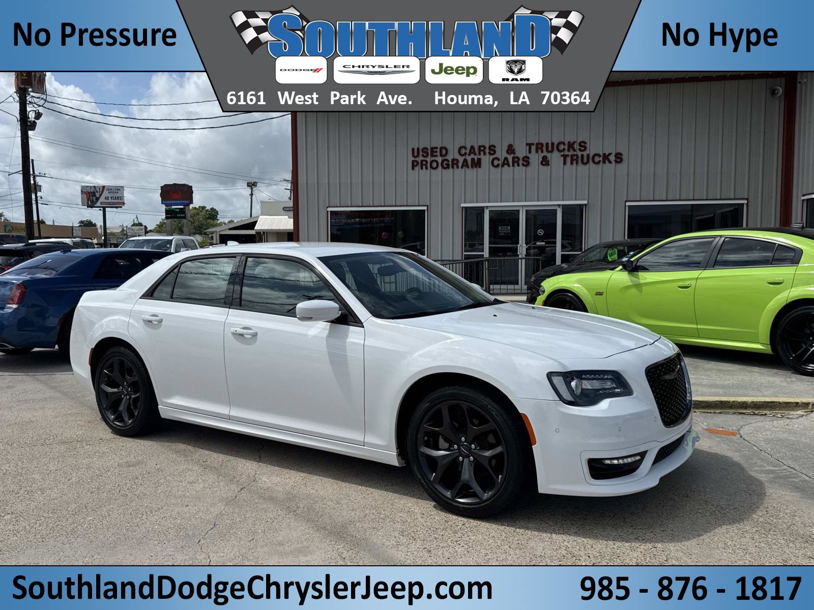 Used 2023 Chrysler 300 Touring L