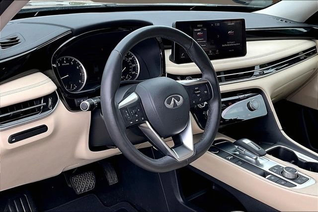 Used 2023 INFINITI QX60 Pure AWD/4WD image 14