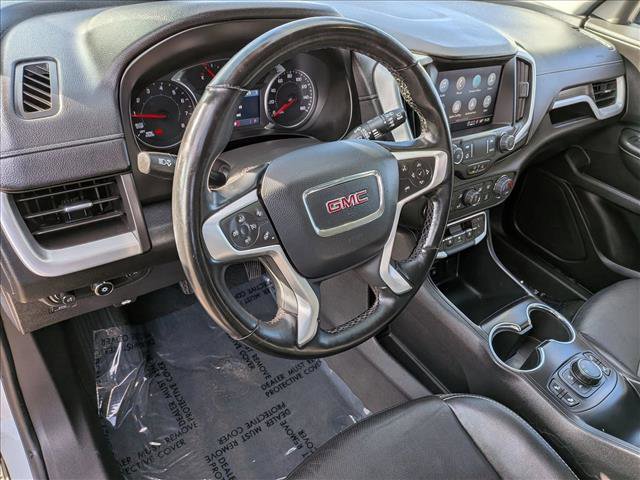 Used 2024 GMC Terrain SLT image 10