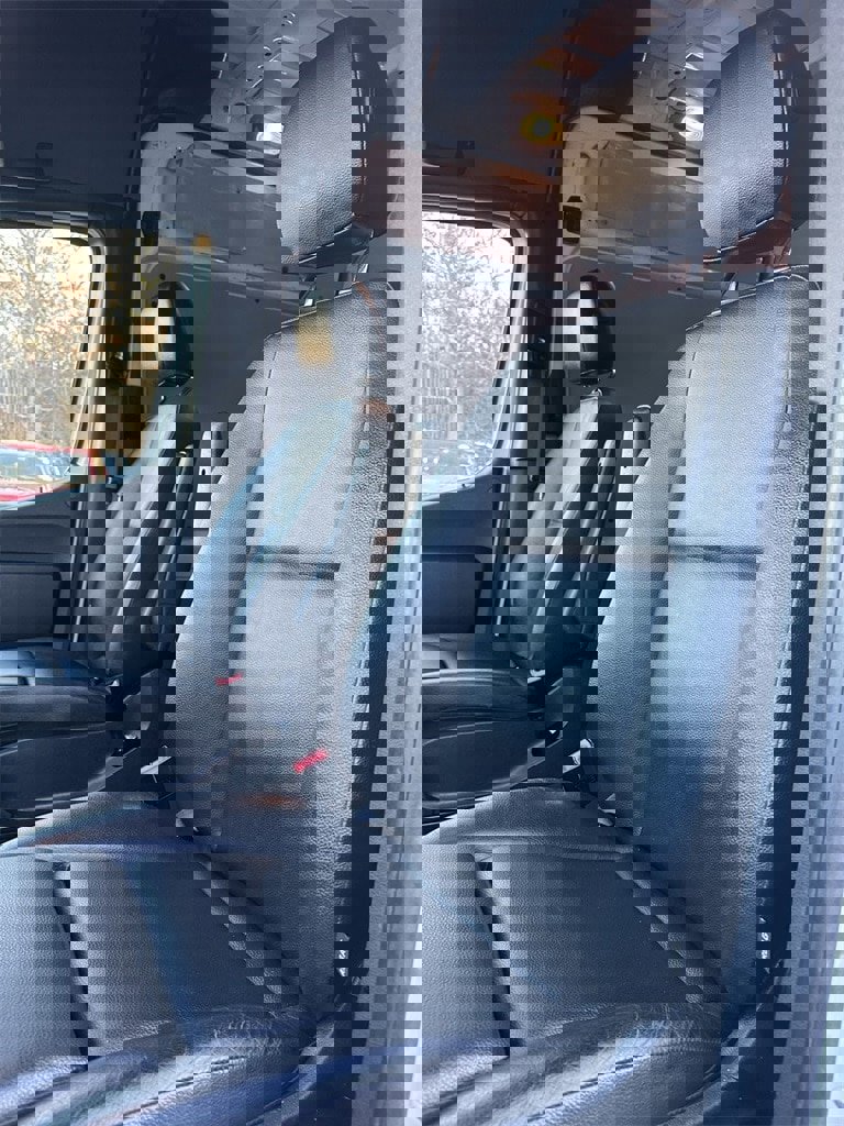 Used 2024 Mercedes-Benz Sprinter 144 Cargo w/ Acoustic Package image 13