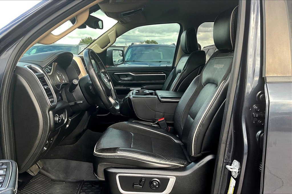 Used 2019 RAM 1500 Laramie AWD/4WD image 27