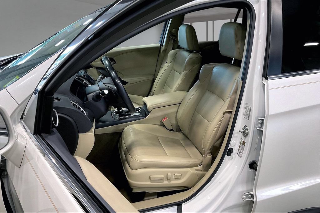 Used 2018 Acura RDX w/ Technology Package AWD/4WD image 22