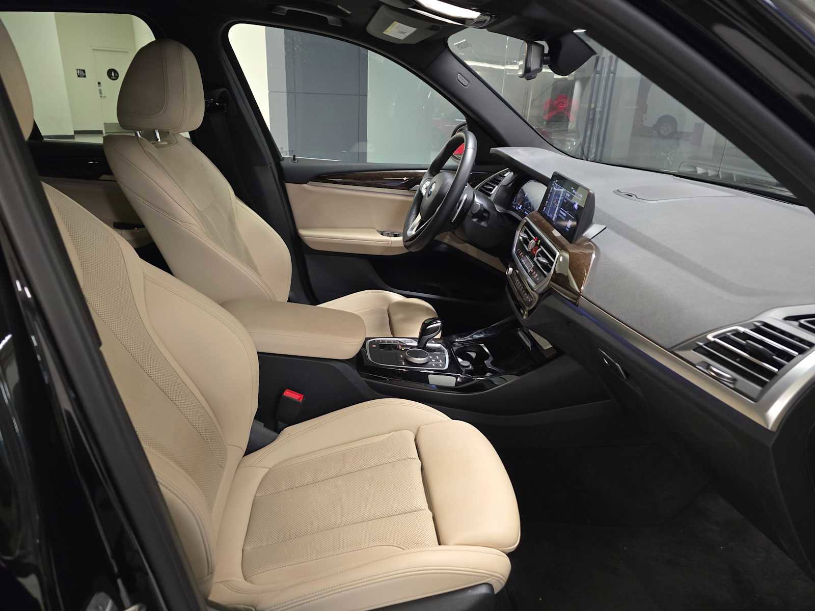 Used 2023 BMW X3 xDrive30i w/ Convenience Package image 12