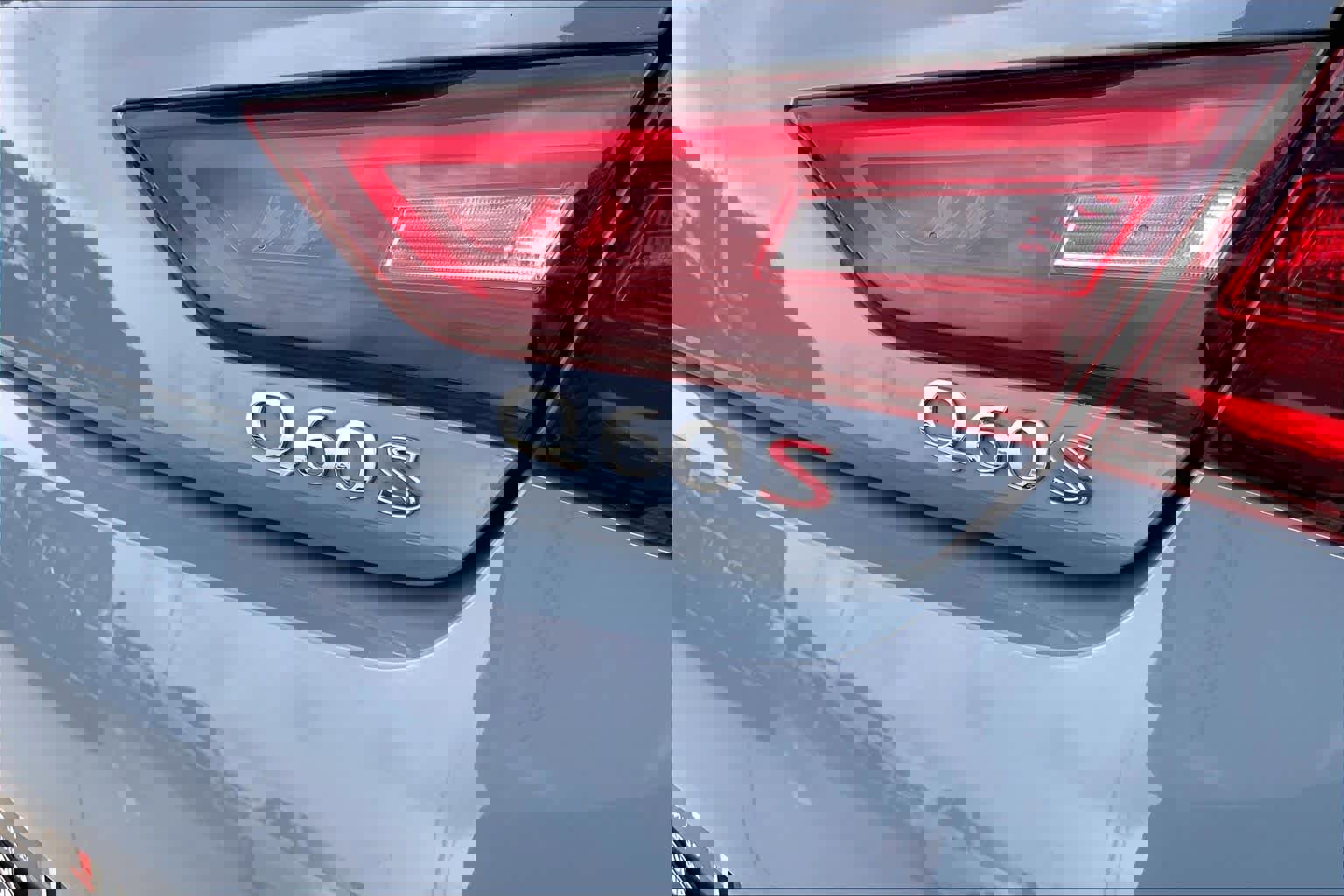 Used 2021 INFINITI Q60 Red Sport 400 w/ Cargo Package RWD image 8