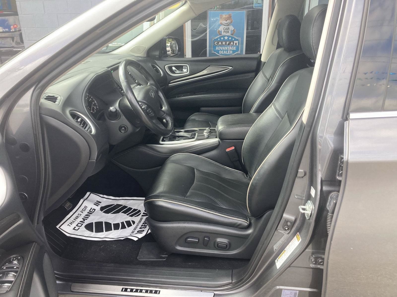 Used 2019 INFINITI QX60 Luxe w/ Essential Package AWD/4WD image 18