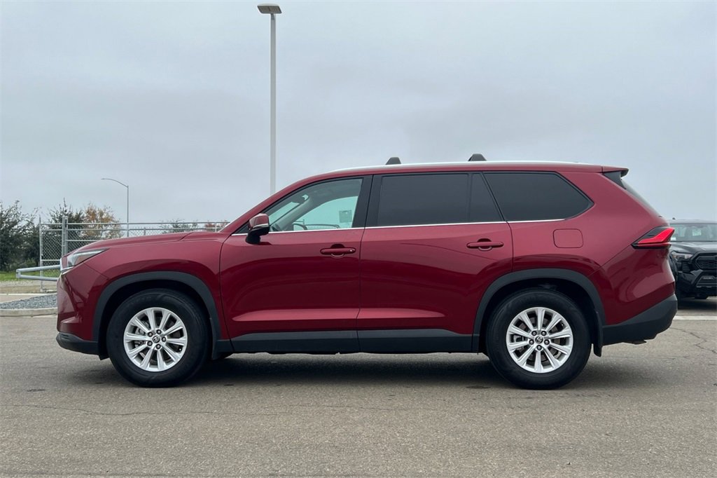 Certified 2024 Toyota Grand Highlander XLE image 9