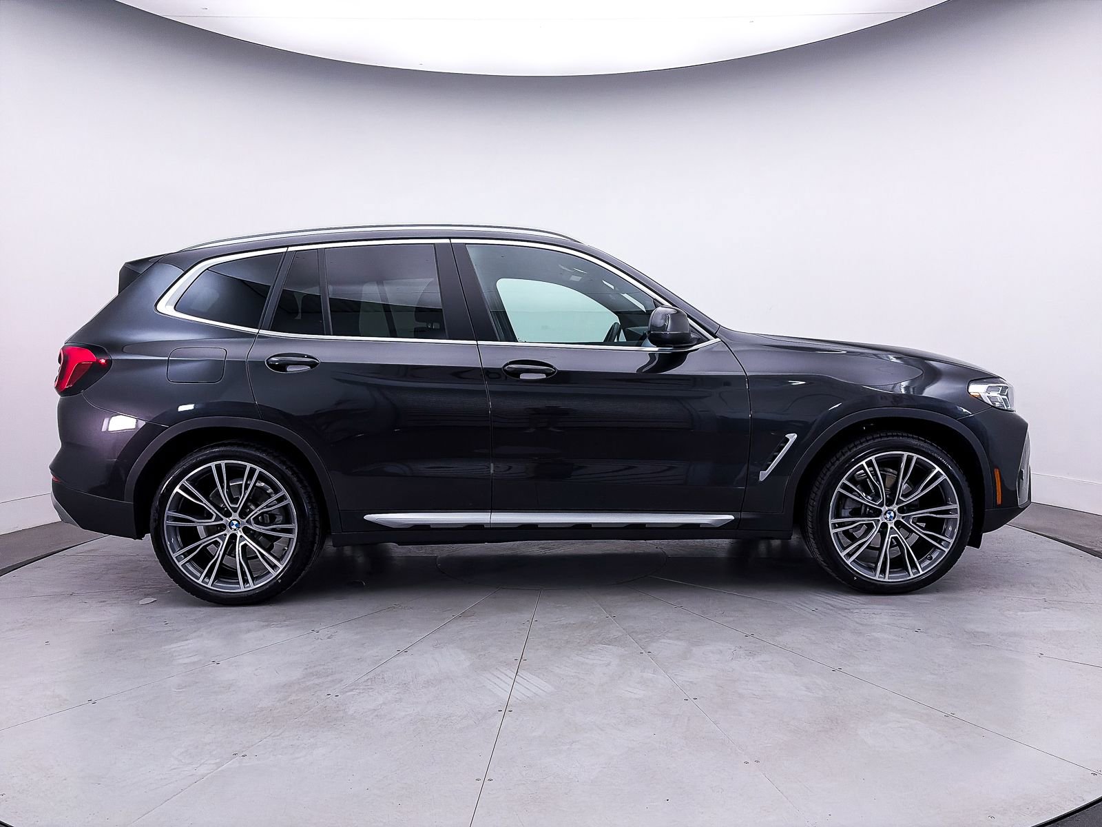 Used 2023 BMW X3 sDrive30i w/ Convenience Package RWD image 42