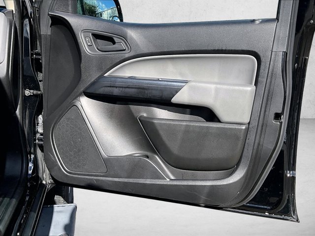 Used 2021 Chevrolet Colorado W/T w/ WT Convenience Package RWD image 19