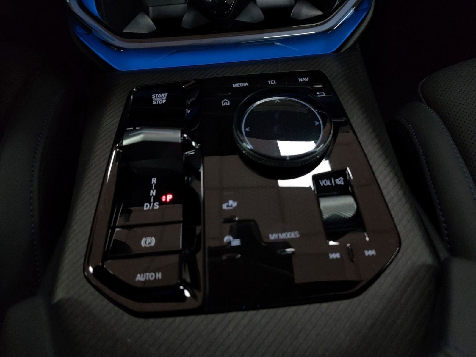 Used 2026 BMW X3 xDrive30 w/ Premium Package image 17