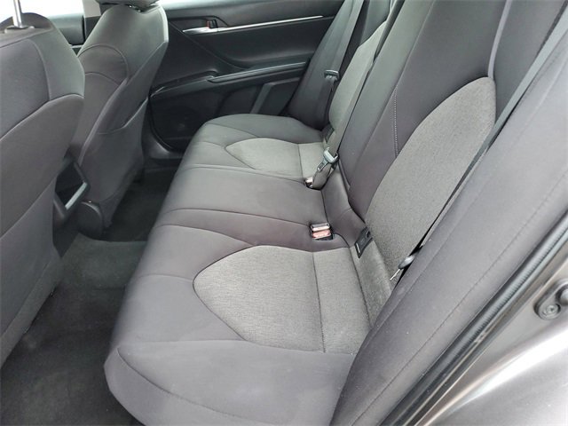 Used 2021 Toyota Camry LE image 27