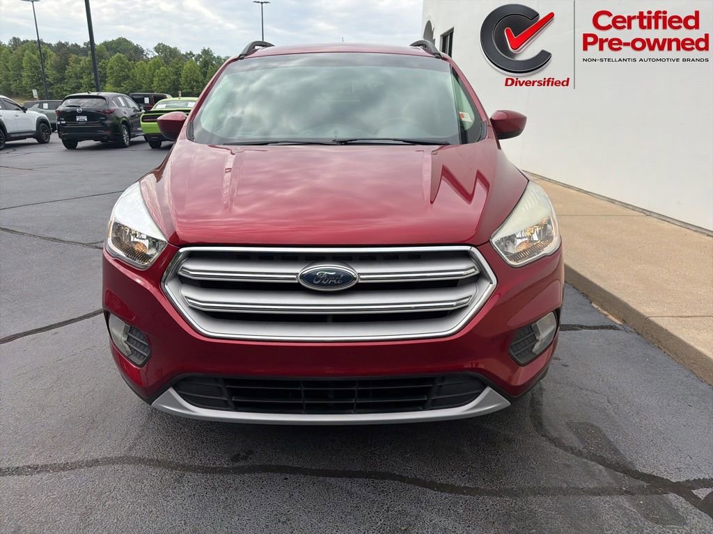 Used 2018 Ford Escape SE FWD image 3