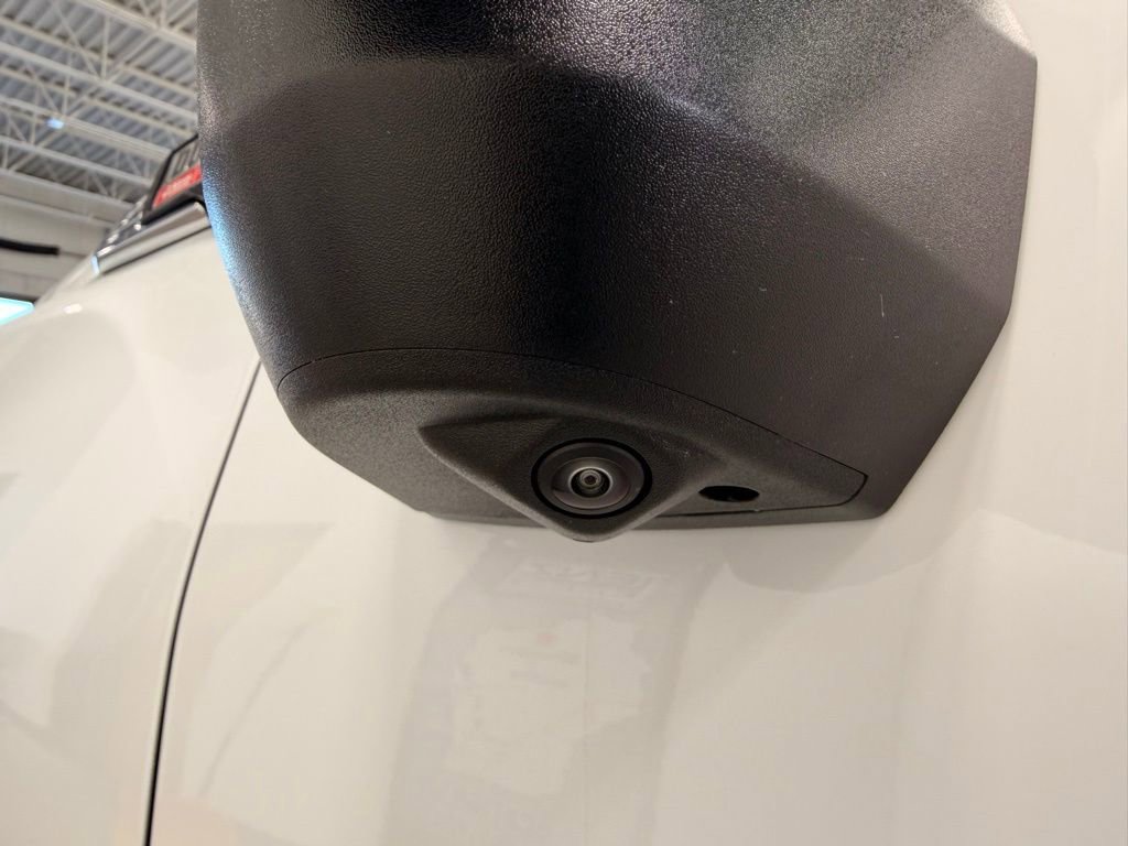 Used 2024 GMC Sierra 2500 Denali w/ Denali Reserve Package image 18