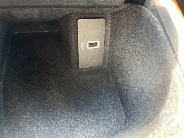 Used 2018 Lincoln MKX Reserve w/ Lincoln MKX Climate Package image 19