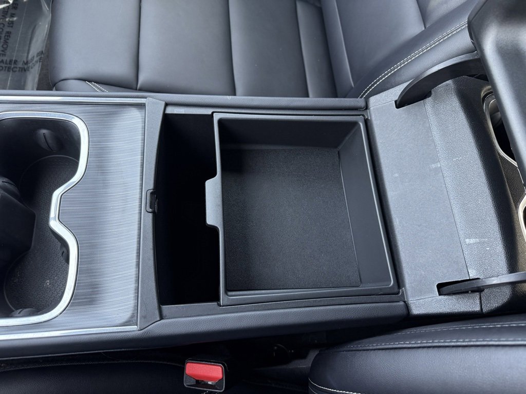 Used 2024 GMC Acadia Elevation image 46