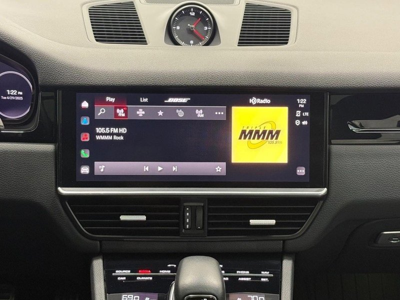 Certified 2023 Porsche Cayenne S image 14