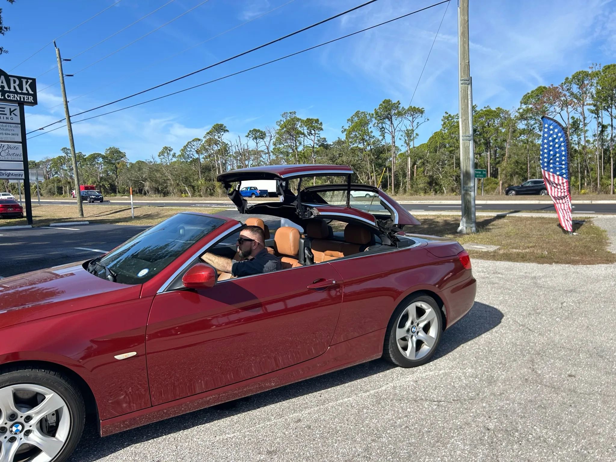 Used 2011 BMW 335i Convertible image 18