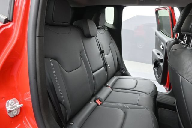 Used 2021 Jeep Renegade Limited AWD/4WD image 22