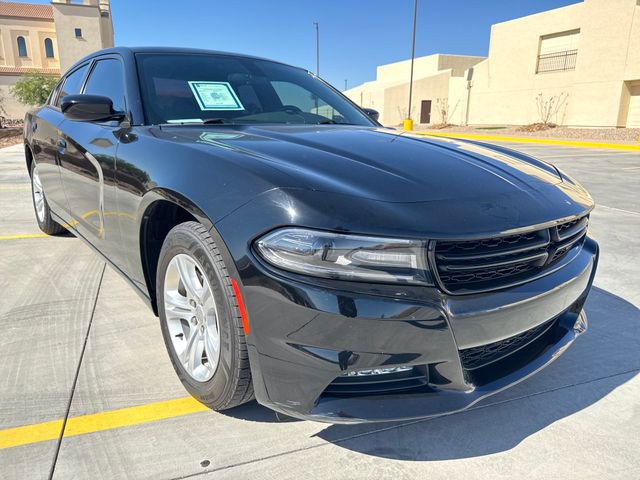 Used 2021 Dodge Charger SXT w/ Driver Convenience Group RWD image 7