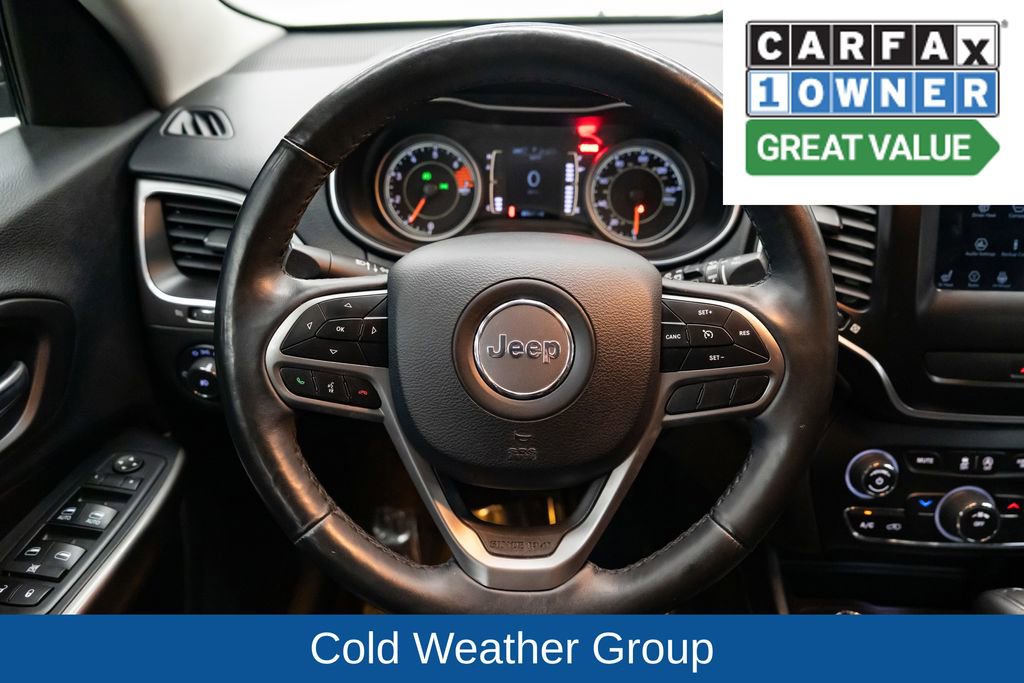 Used 2019 Jeep Cherokee Latitude Plus w/ Cold Weather Group AWD/4WD image 14