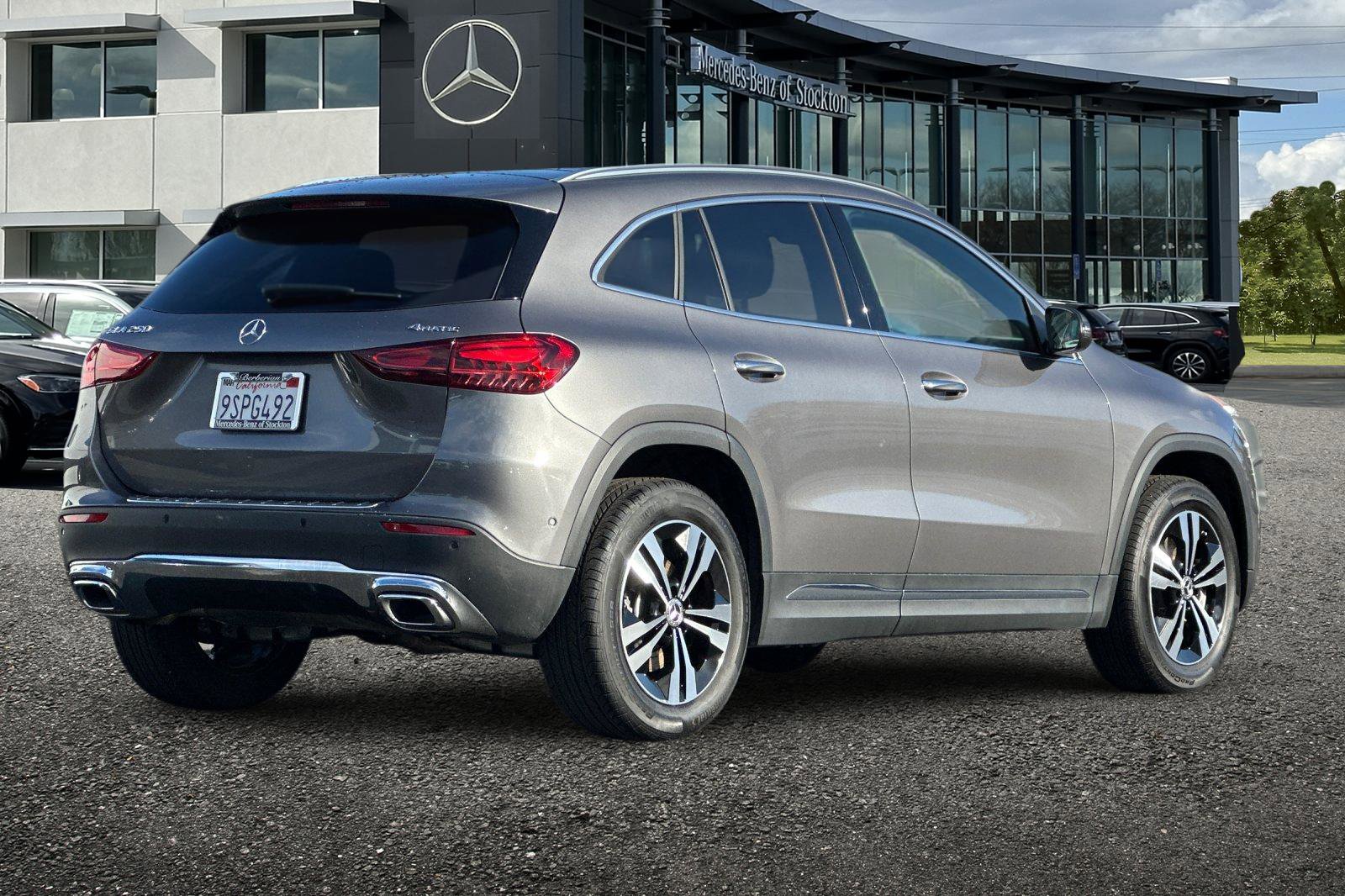 Used 2025 Mercedes-Benz GLA 250 4MATIC image 4