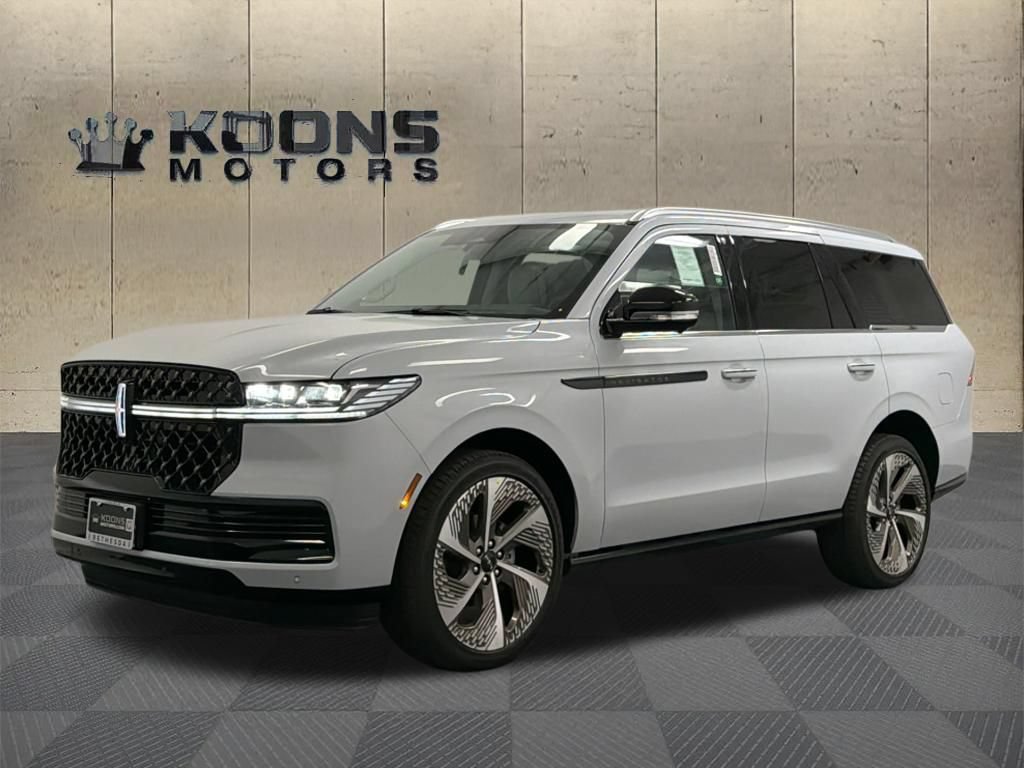 New 2026 Lincoln Navigator Black Label AWD/4WD image 1