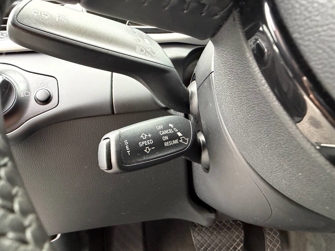 Used 2015 Audi A4 Premium Plus w/ Premium Plus Package image 20