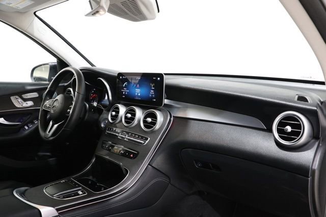 Used 2020 Mercedes-Benz GLC 300 4MATIC image 16