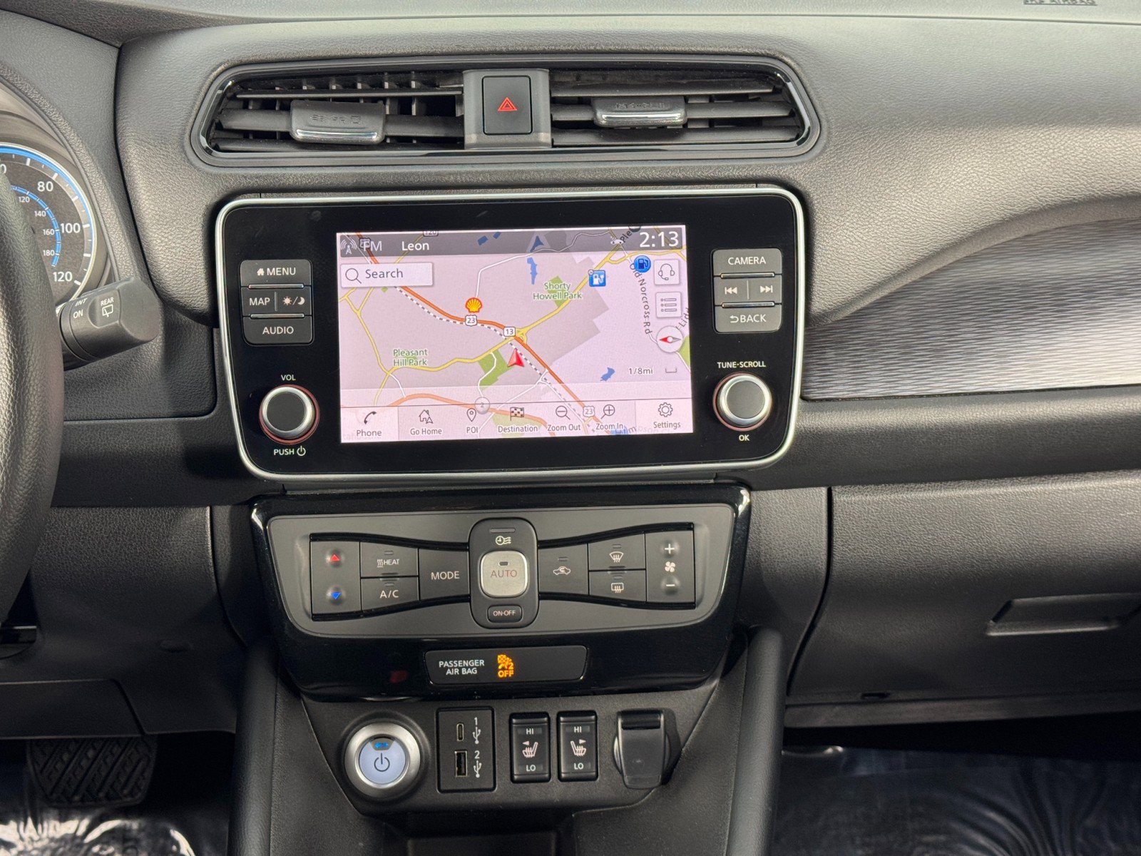 Used 2024 Nissan Leaf SV Plus image 21