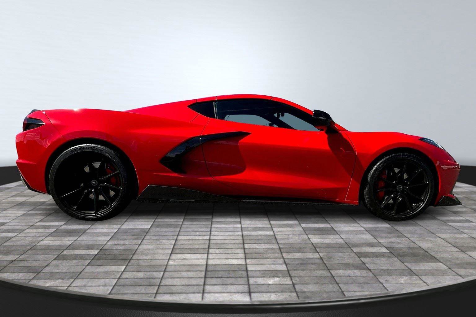 Certified 2021 Chevrolet Corvette Stingray Premium Cpe w/ Z51 Performance Package image 16
