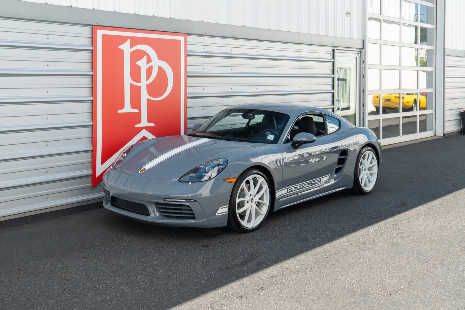 Used 2024 Porsche 718 Cayman RWD image 43