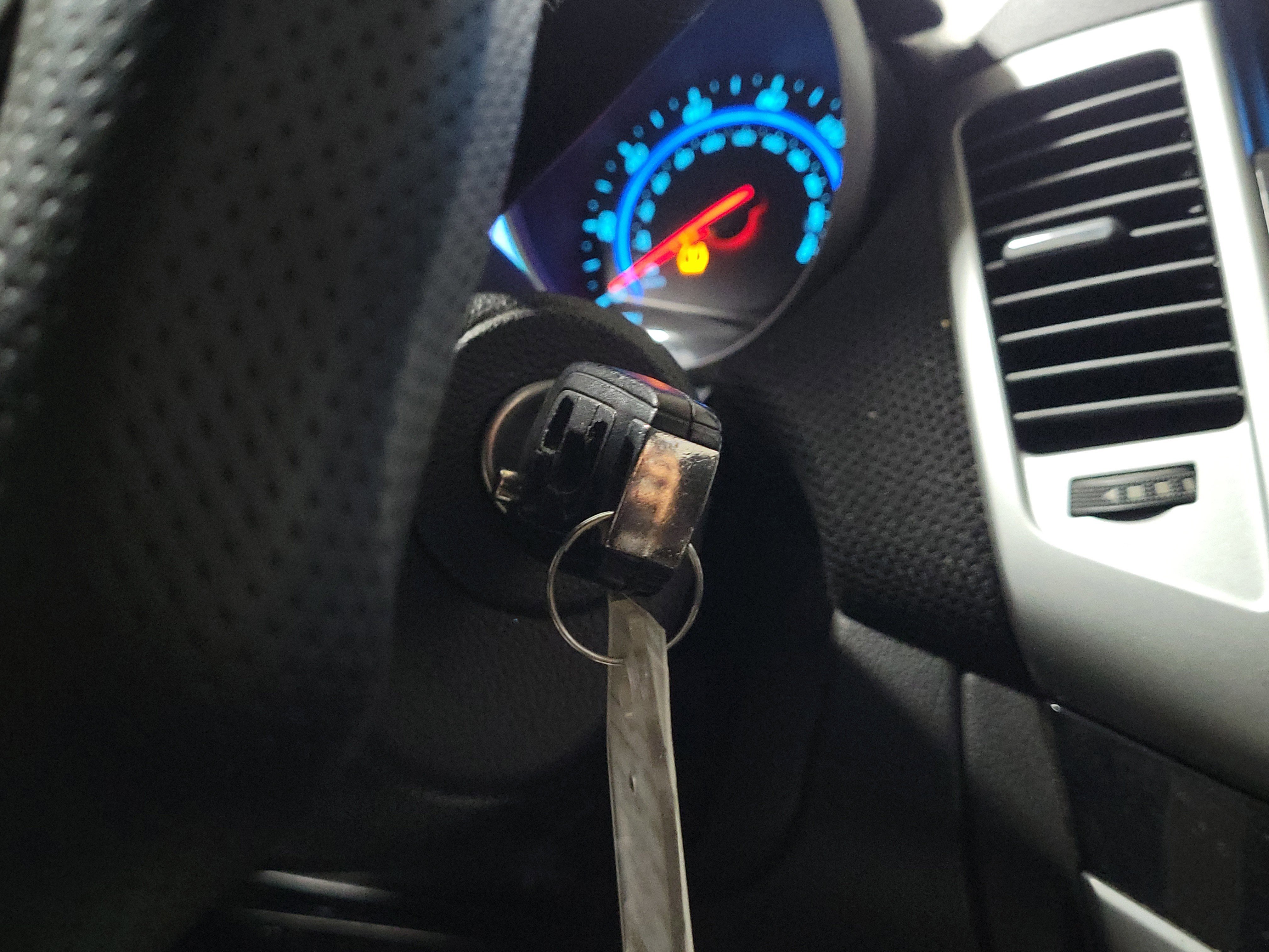 Used 2016 Chevrolet Cruze LT image 26