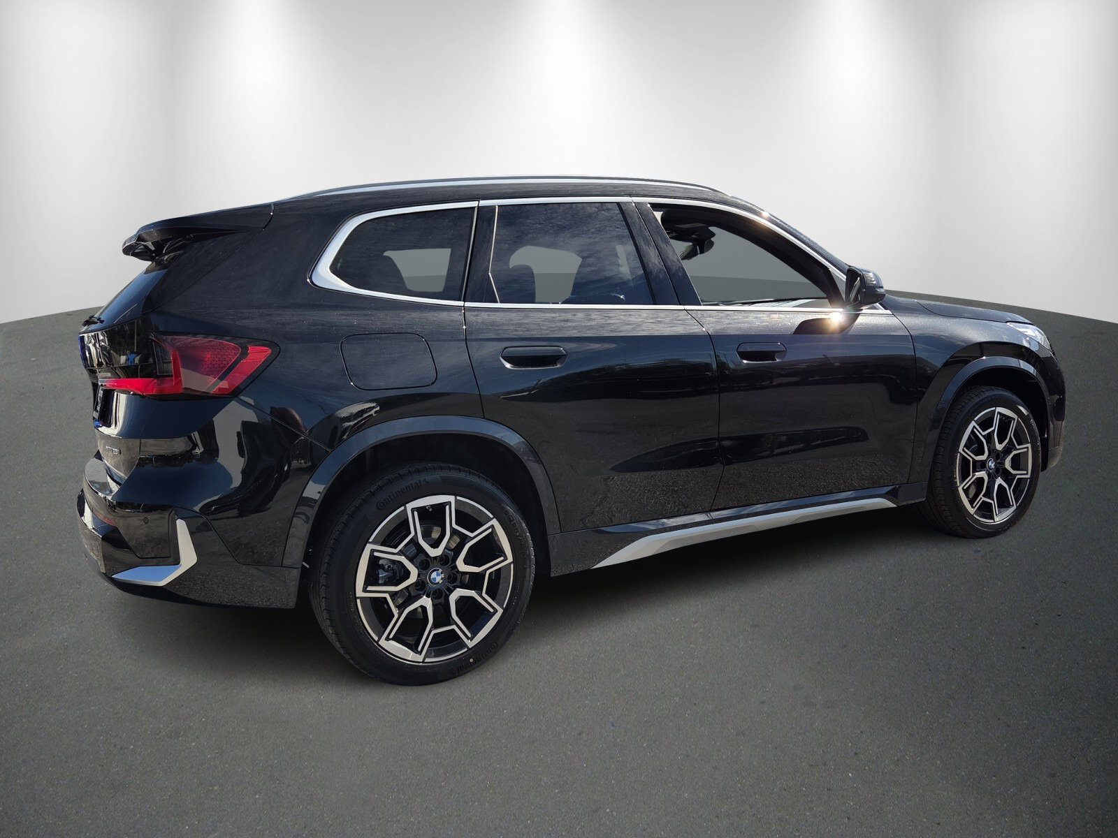 New 2026 BMW X1 xDrive28i w/ Technology Package image 7