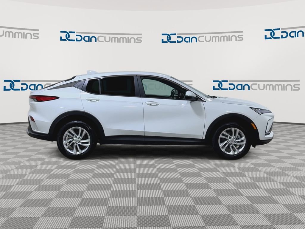 New 2026 Buick Envista Preferred w/ Convenience I Package image 2