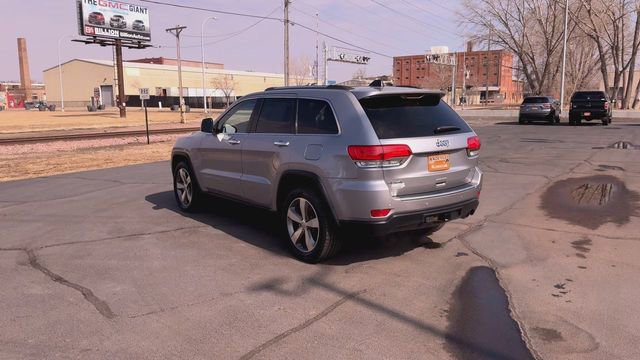 Used 2015 Jeep Grand Cherokee Limited w/ Trailer Tow Group IV image 6