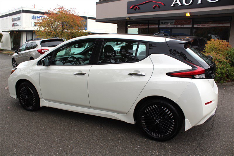 Used 2025 Nissan Leaf SV Plus FWD image 3