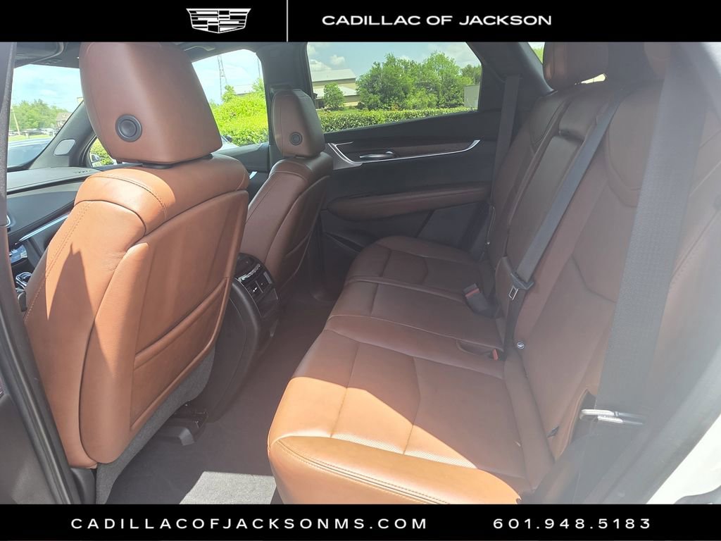 Certified 2023 Cadillac XT5 Sportv w/ Technology Package AWD/4WD image 25