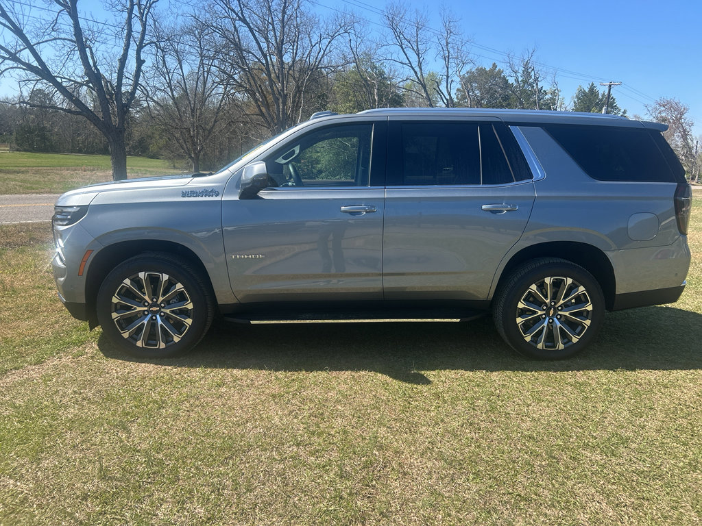 Used 2026 Chevrolet Tahoe High Country w/ Sun And Tow Package AWD/4WD image 7