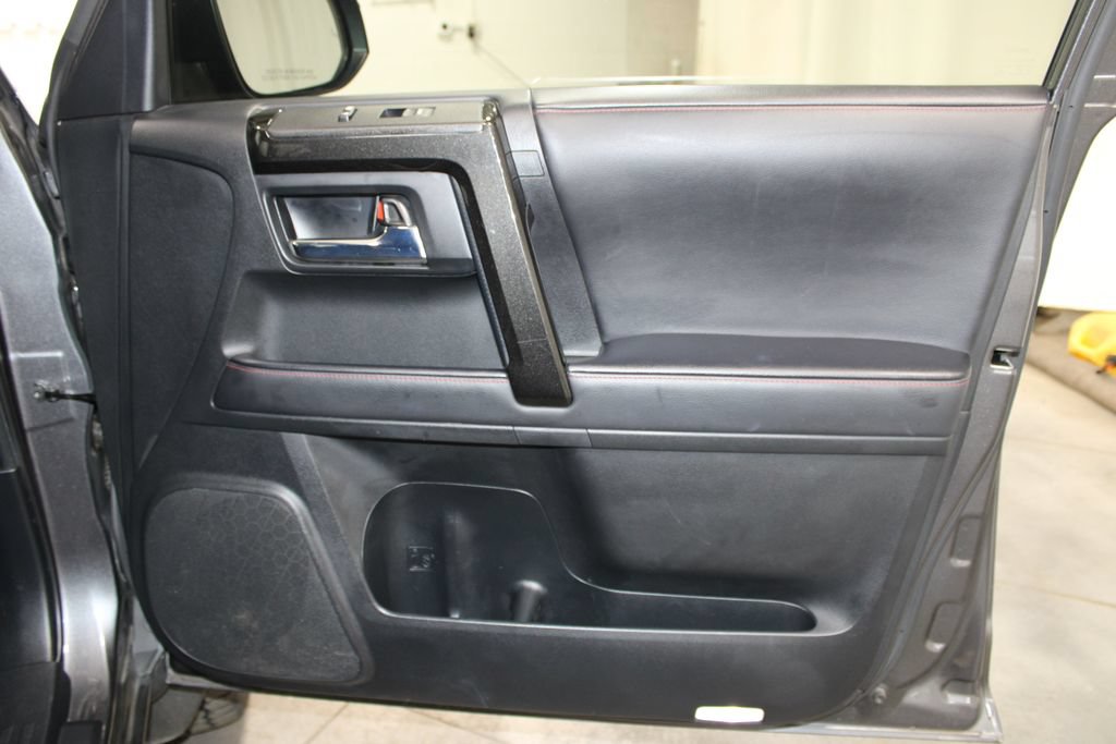 Used 2023 Toyota 4Runner TRD Off-Road Premium AWD/4WD image 36