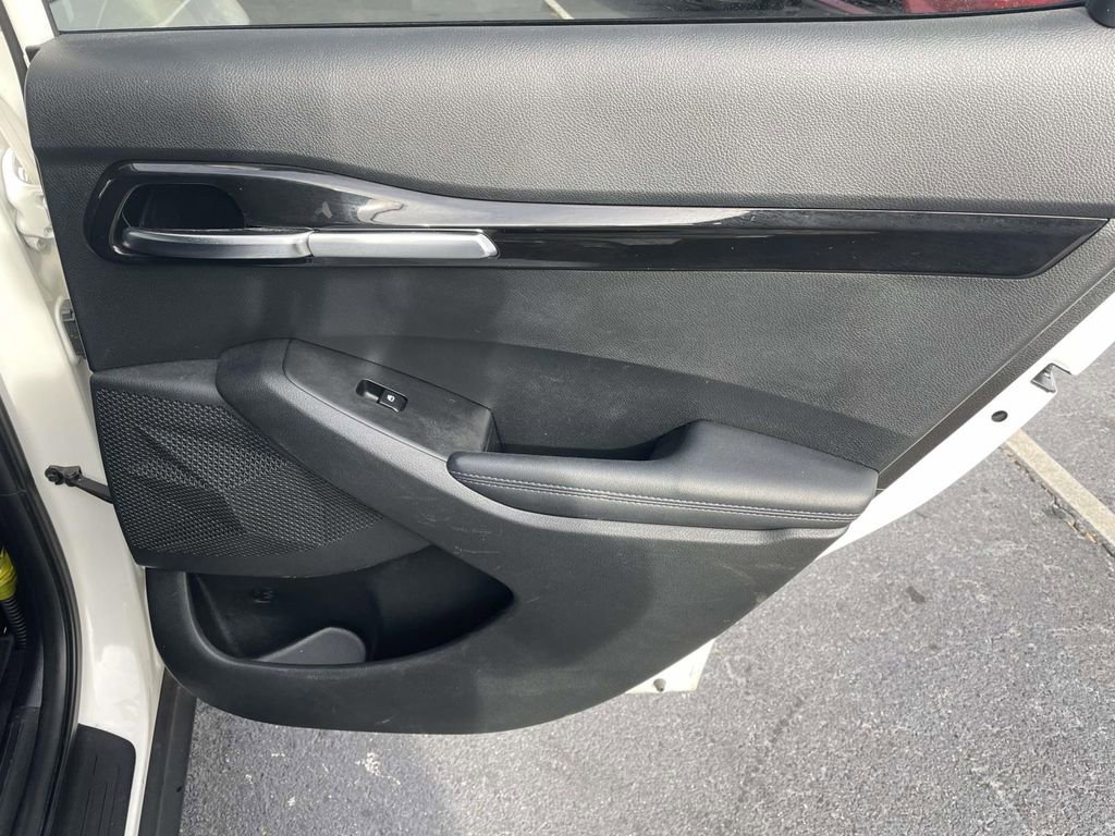 Used 2023 Kia Seltos S image 45