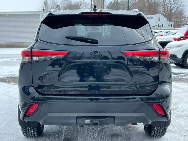 Used 2022 Toyota Highlander XLE image 48
