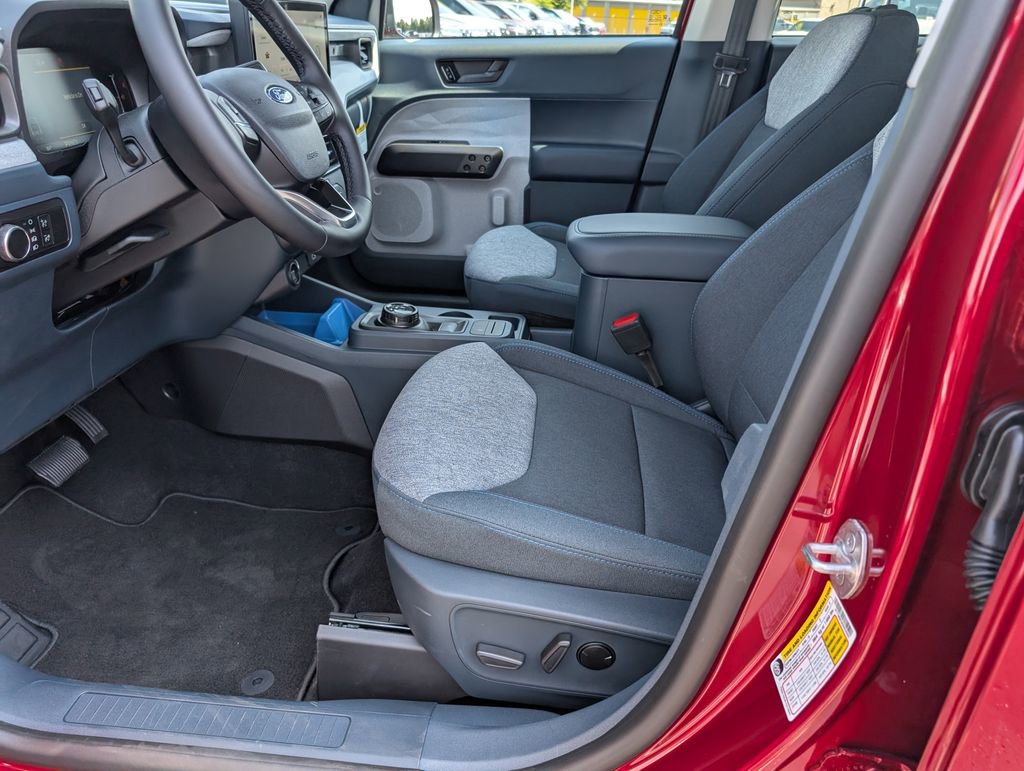 New 2025 Ford Maverick XLT w/ XLT Luxury Package image 8