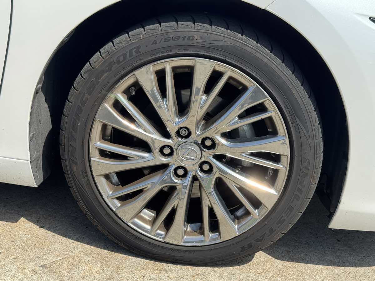Used 2021 Lexus ES 350 w/ Accessory Package FWD image 6