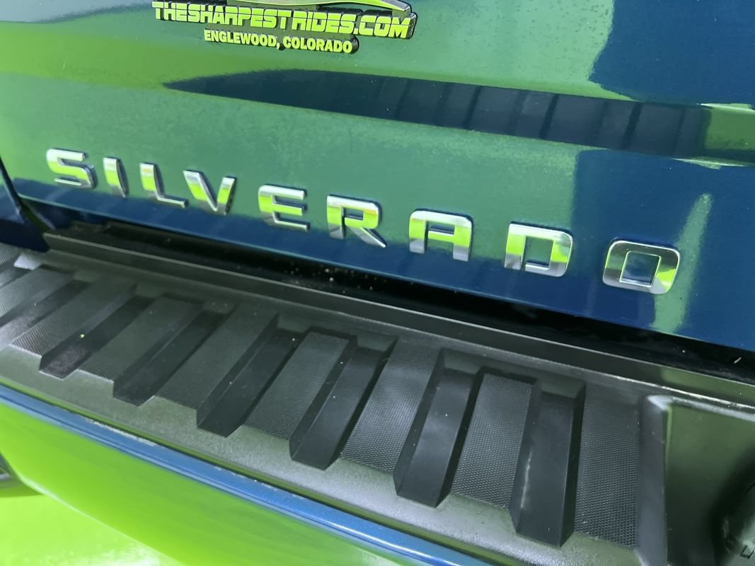 Used 2018 Chevrolet Silverado 1500 LT w/ All Star Edition AWD/4WD image 12