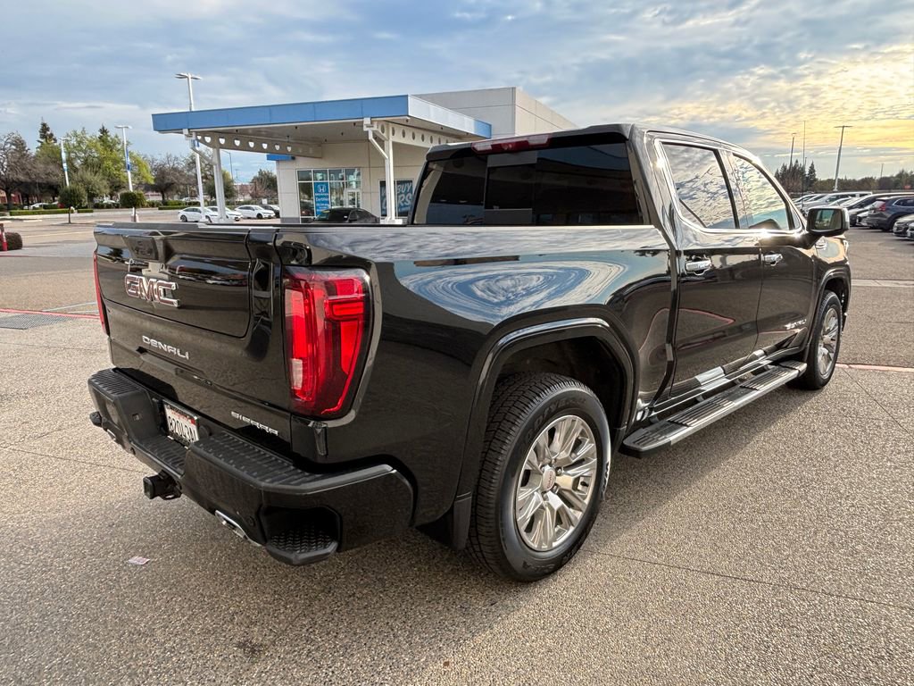 Used 2023 GMC Sierra 1500 Denali w/ Technology Package image 5