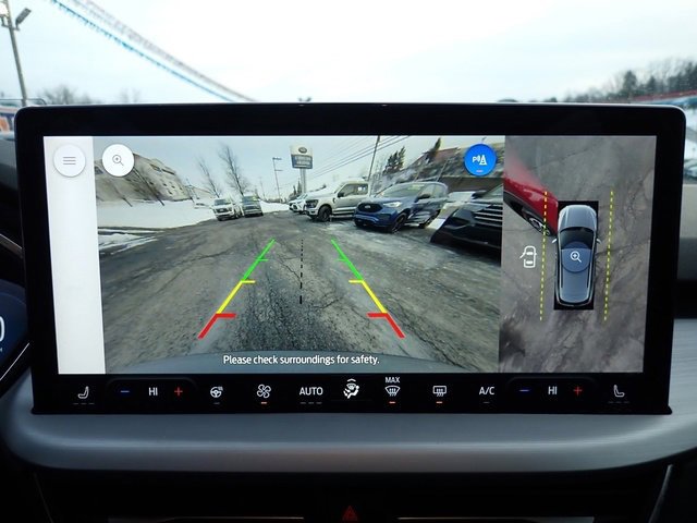 Certified 2024 Ford Escape Platinum w/ Premium Technology Package image 27