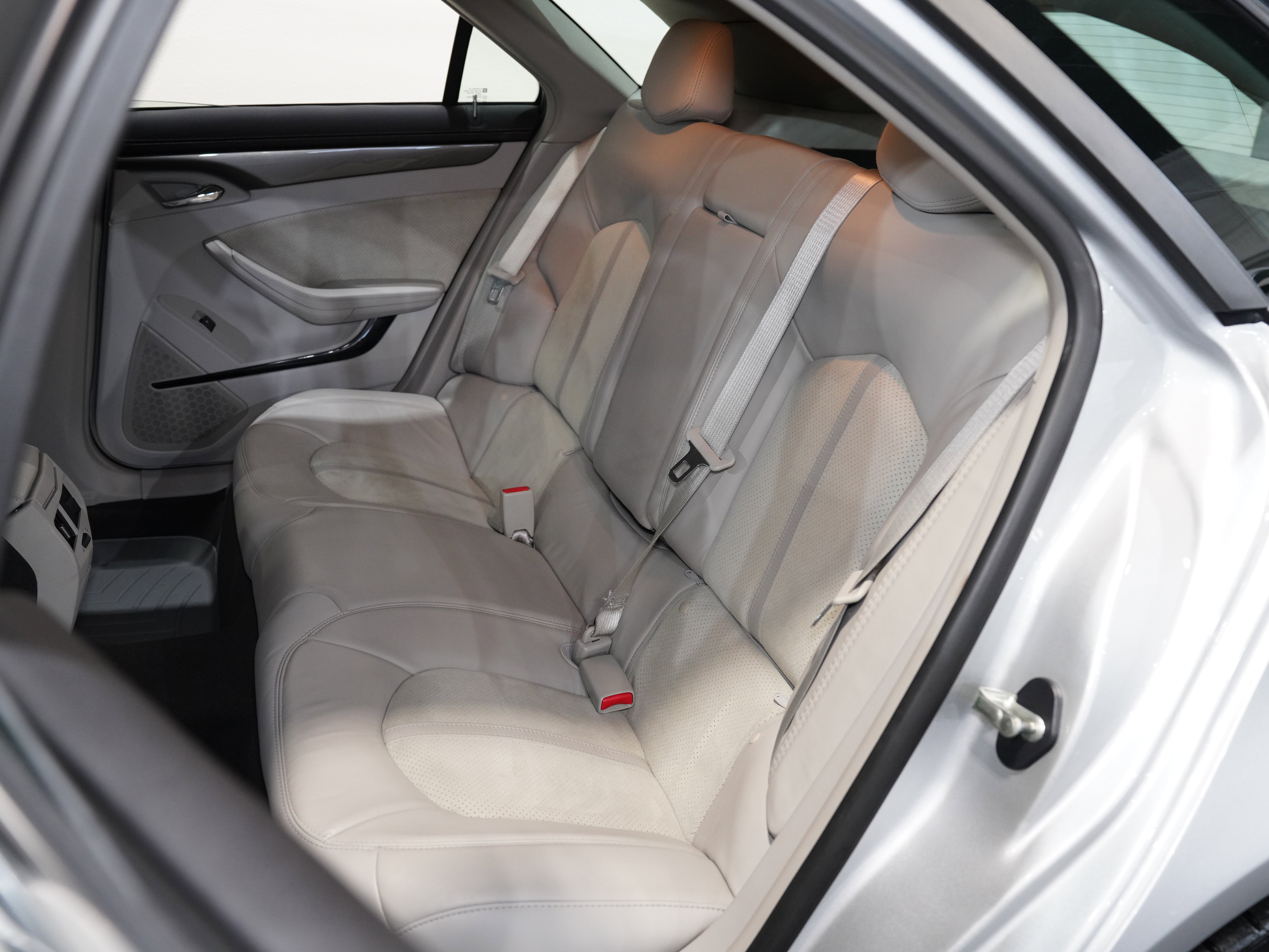 Used 2013 Cadillac CTS V image 35