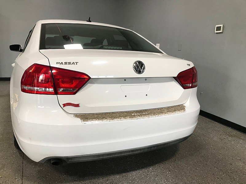 Used 2015 Volkswagen Passat 1.8T Limited Edition image 4
