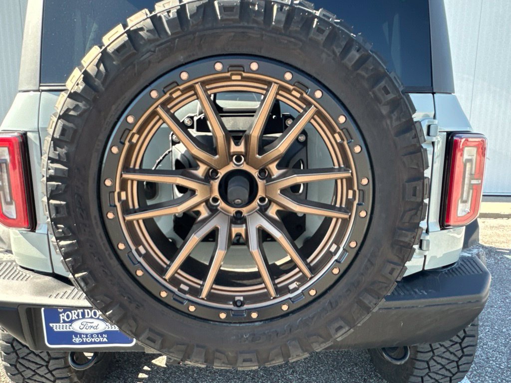 Certified 2023 Ford Bronco Badlands w/ Sasquatch Package AWD/4WD image 27